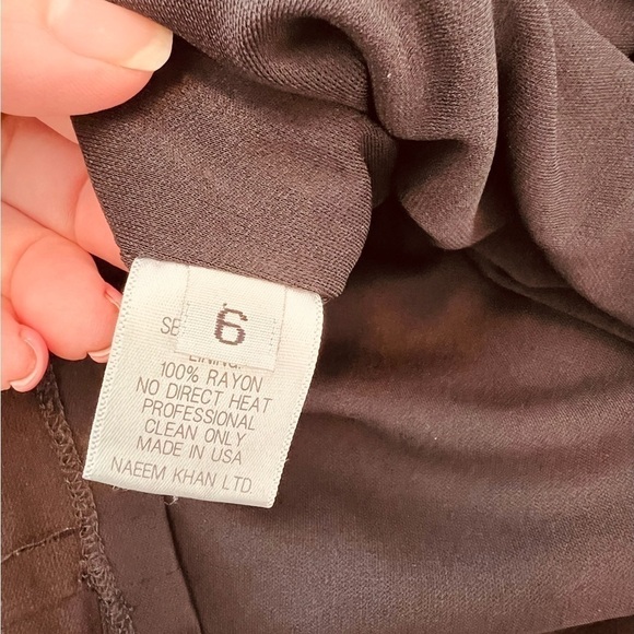 NAEEM KHAN Silver Black Sequin Sheath Open Back Dress - Picture 14 of 16